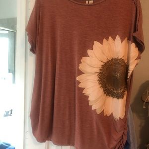 Nice Ladies Top with Sunflower-bought at Catos-worn once